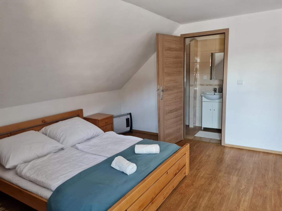Stary Dom Hotel Oravská Polhora Eksteriør billede