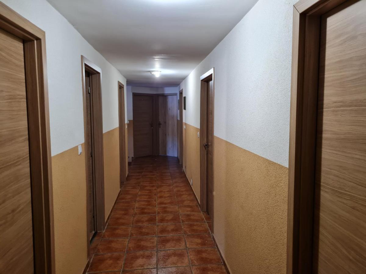Stary Dom Hotel Oravská Polhora Eksteriør billede