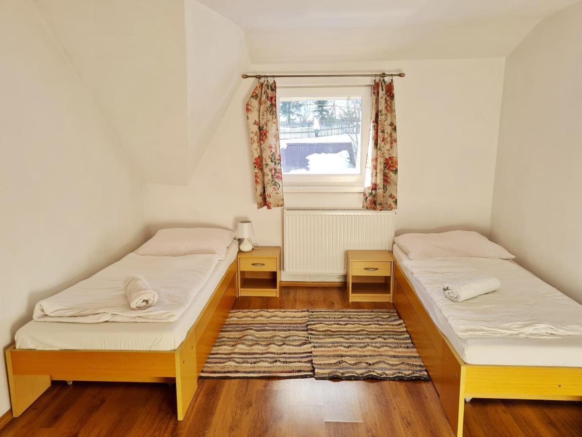 Stary Dom Hotel Oravská Polhora Eksteriør billede